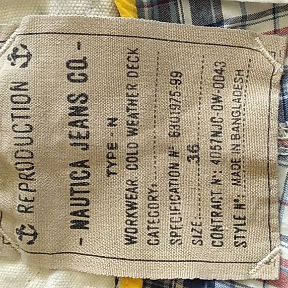 Nautica Men's Plaid Shorts. Size 36 - Picture 8 of 10